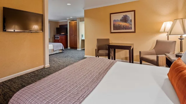 غرفة قياسية بسريرين كوين لذوي الإعاقة، Best Western Plus Humboldt Bay Inn 3/4