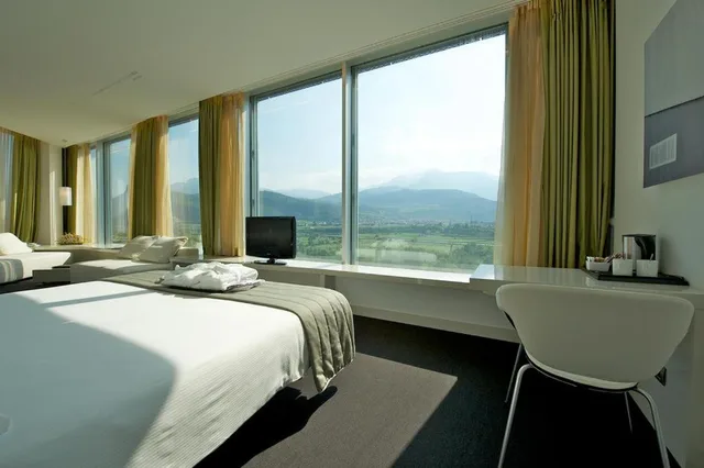 غرفة سوبيريور بسرير كينج بإطلالة، Mercure Nerocubo Rovereto 6/7