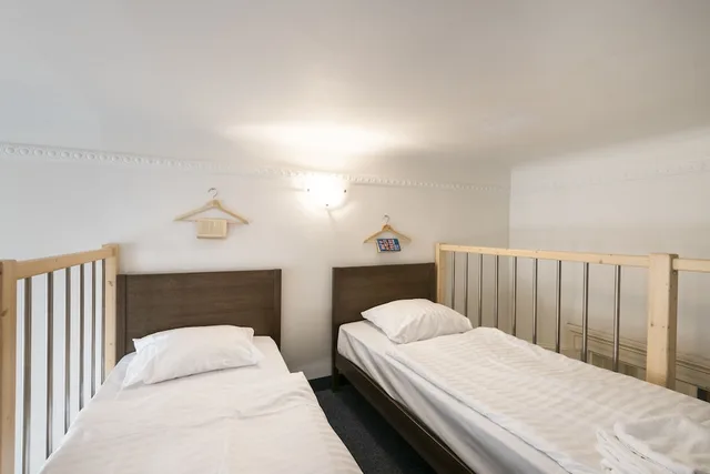Mezzanine, 2 Bedrooms, Gallery, Apartment, Bunk Bed, 3 Beds, Private Bathroom, Sofa، Hybernska Apartments 2/10