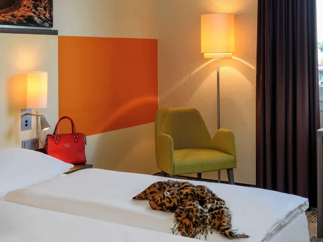 غرفة بريفيليج بسرير كوين، Mercure Hotel Koeln West 3/7