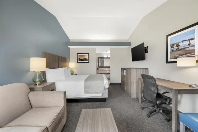 غرفة بسرير كينج تُحدَّد عند الوصول، Best Western Inn At Face Rock 4/6