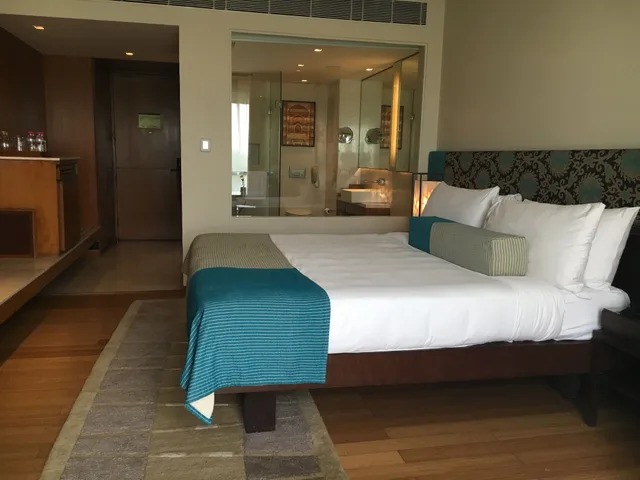 غرفة فاخرة بسريرين منفصلين، Taj Surajkund Resort & Spa, Delhi NCR 5/8