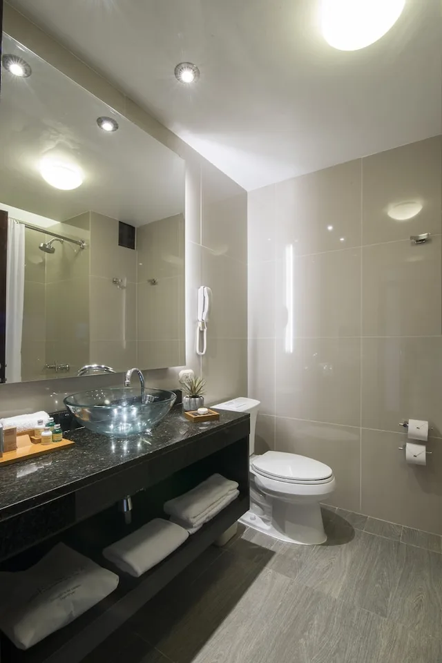 غرفة بسرير كينج بإطلالة على البحيرة، Sonesta Hotel Posadas del Inca Puno 4/5
