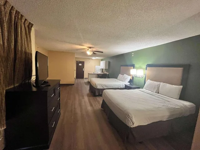غرفة بسريرين كوين بمطبخ، Studio6 Memphis, TN – East Memphis 3/10