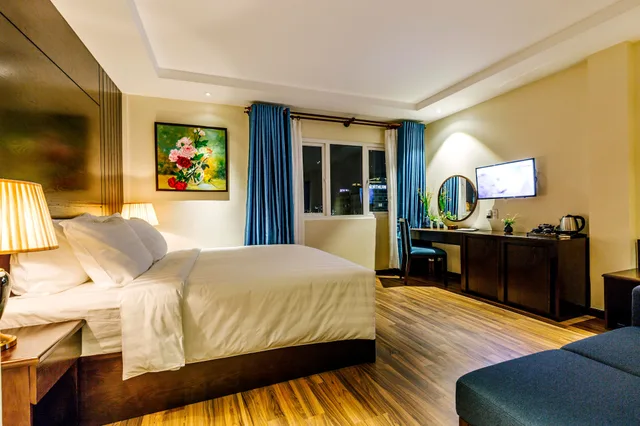 Suite, Queen Bed, Roseland Sweet Hotel 1/3