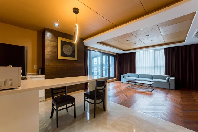 Royal, Gold, Suite، Brown Dot Hotel Incheon Songdo 1/1