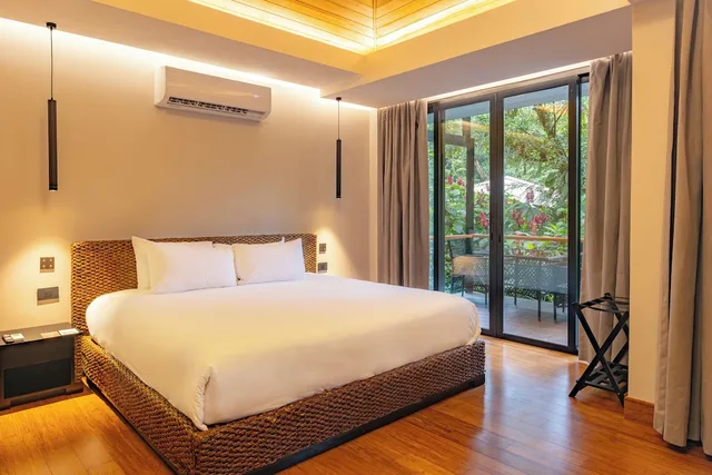 Spa, Deluxe, King Bed، Tifakara Boutique Hotel 3/7
