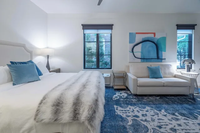 جناح سوبيريور بسرير كينج بغرفة نوم واحدة مع أريكة، 121 Hotel 6/10