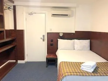 غرفة عائلية بحمام خاص، Plaza London Hotel 1/1