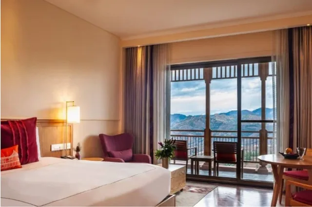 جناح تنفيذي بسرير كينج، Taj Theog Resort And Spa Shimla 1/3