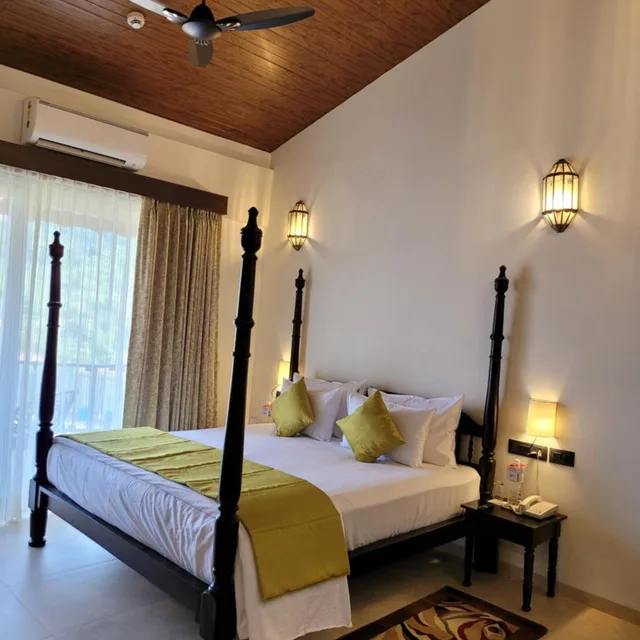 Studio, King Bed, Mastiff Grand La Villae Resort, Lonavala 2/6