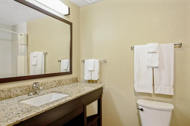 غرفة تنفيذية بسريرين كوين، La Quinta Inn & Suites by Wyndham Gillette 1/1