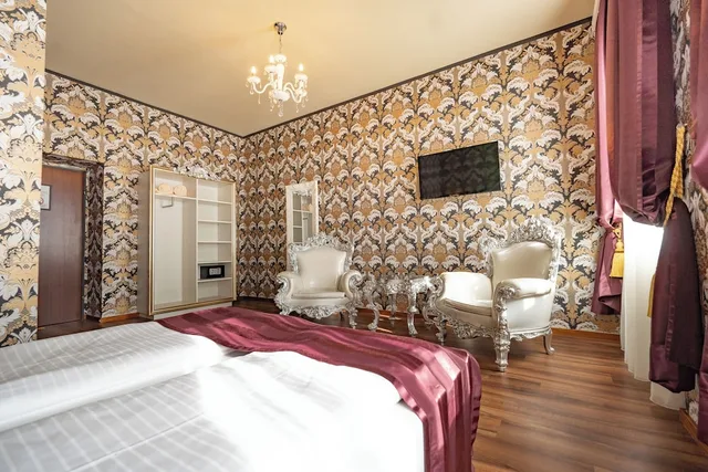 Design, Double Bed، Hotel Urania 3/10