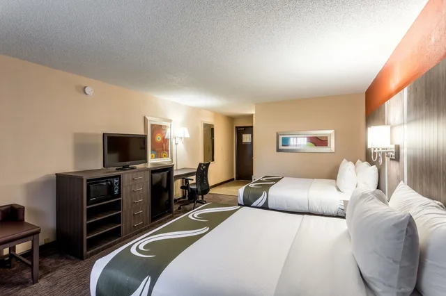 غرفة قياسية بسريرين كوين، Comfort Inn & Suites Nashville Downtown - Stadium 2/10