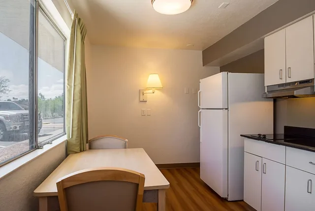 Premium, Double Bed, Accessible, Motel6 Pueblo, CO - I-25 2/4