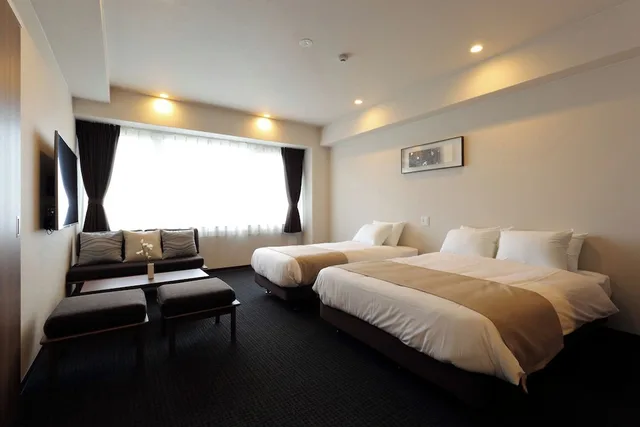 جناح كلوب بسرير كوين وسريرين مزدوجين بغرفة نوم واحدة بجاكوزي، Randor Residential Hotel Kyoto Suites 1/10