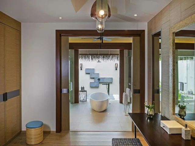 Family, Villa, Double and Bunk Bed, Beach Front، Pullman Maldives Maamutaa 3/3