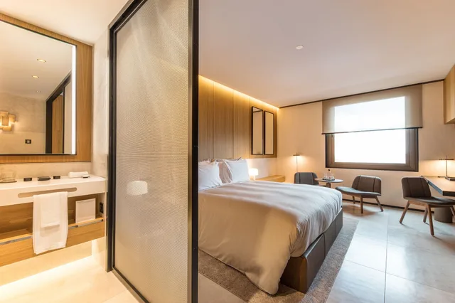غرفة بسرير كينج، Grand Hyatt Barcelona 6/10