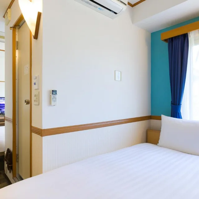 غرفة قياسية بسريرين منفصلين بحوض استحمام، TOYOKO INN YOKOHAMA STADIUM-MAE NO.1 3/7