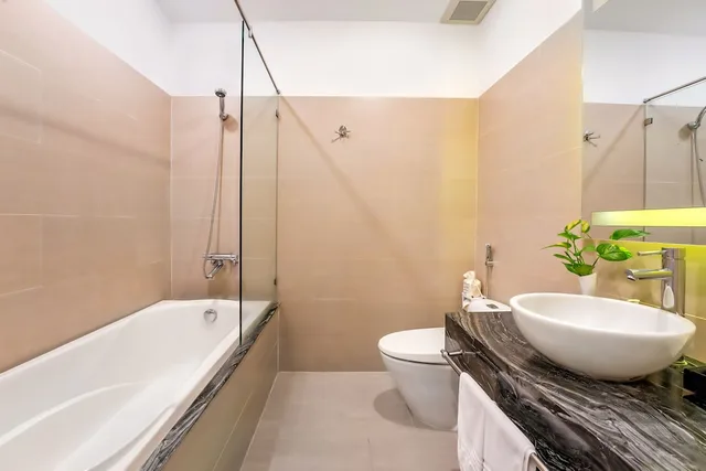 غرفة كلاسيكية بسرير كينج بإطلالة على المدينة، Hoi An Historic Hotel 7/8