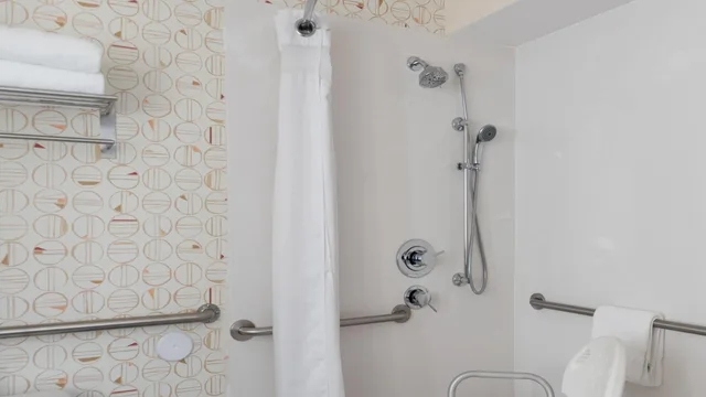 غرفة بسريرين كينج لذوي الإعاقة، Holiday Inn Hotel Suites Phoenix Mesa Chandler 8/10