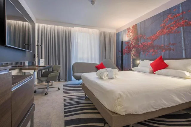 غرفة ديلوكس تنفيذية بسرير كوين مع أريكة، Novotel York Centre 1/4