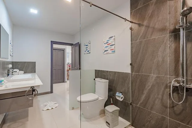 جناح ديلوكس بسريرين مزدوجين بغرفتي نوم، Kamala Beach Estate 4/6