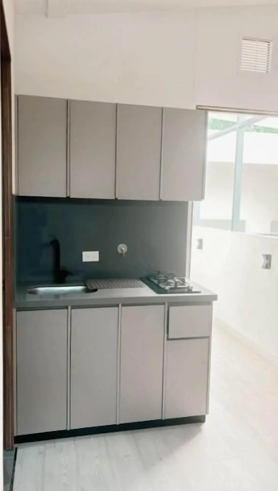 استوديو كومفورت بسرير كوين وسرير فردي، Hotel Boutique Laureles 1/3