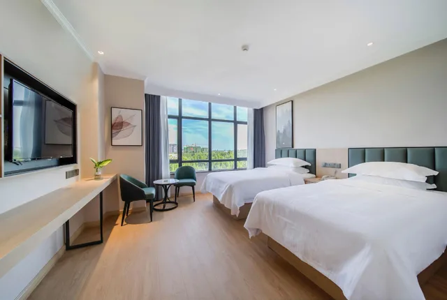 Superior, Twin Beds, GreenTree Inn Chizhou Pingtian Lake Qingfeng Avenue Hotel 1/2