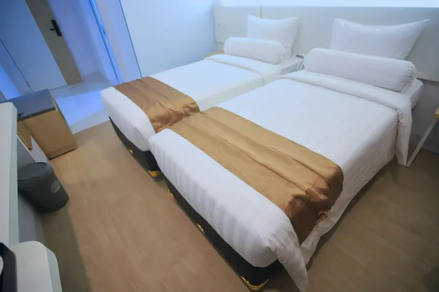 غرفة تنفيذية بسريرين منفصلين، Grand Brani Hotel 1/4