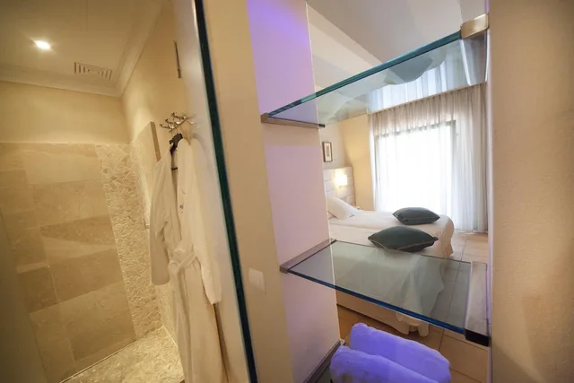 غرفة ثلاثية بإطلالة على البحر بشرفة، Hotel Cala d Or - Adults Only 9/9