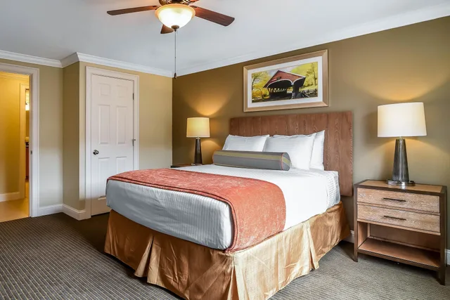 جناح بسرير كينج مع أريكة لذوي الإعاقة، Bluegreen Vacations South Mountain, an Ascend Collection Resort 2/7