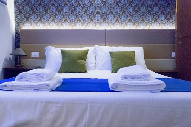 غرفة ديلوكس بسرير كوين مع أريكة، Navona Residenza De Charme 7/10
