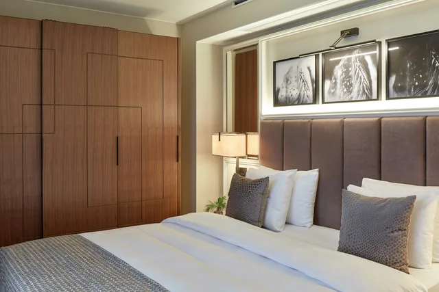 Town Suite، Bank Hotel 1/2