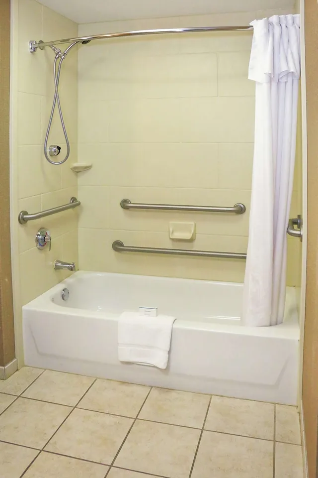 جناح بسرير كينج وسريرين كوين لذوي الإعاقة، Homewood Suites by Hilton St. Louis - Galleria 8/10