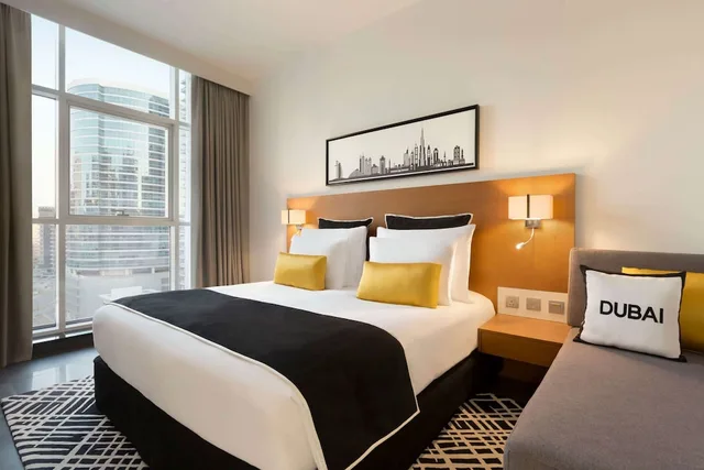 Tryp, King Bed, High Floor، Tryp By Wyndham Dubai 2/8