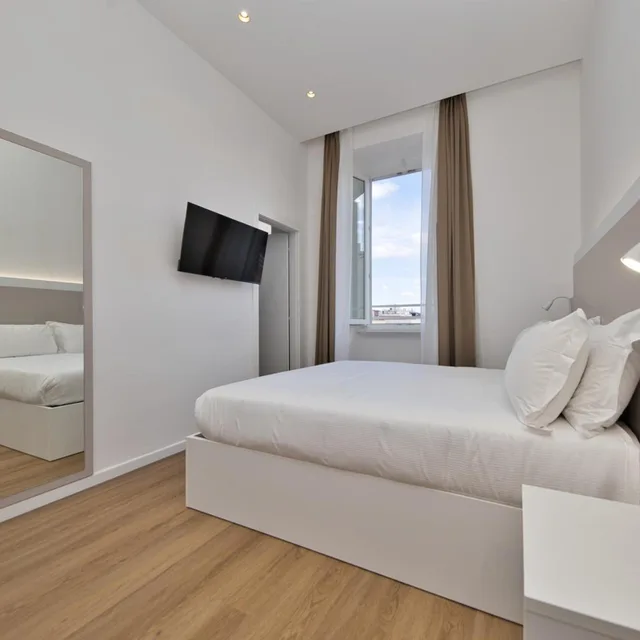 غرفة ديلوكس بسرير مزدوج، LH Hotel Andreotti 6/8