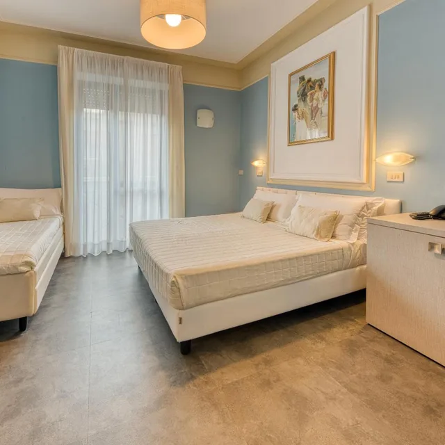 غرفة رباعية، Hotel Augustus 1/8