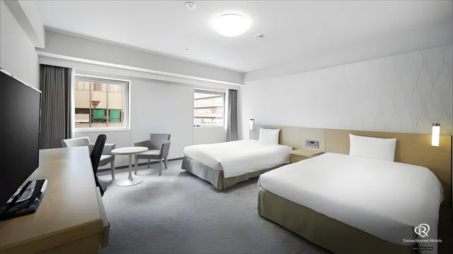 Universal, Twin Beds, Smoking، Daiwa Roynet Hotel Yokohama Kannai 1/1