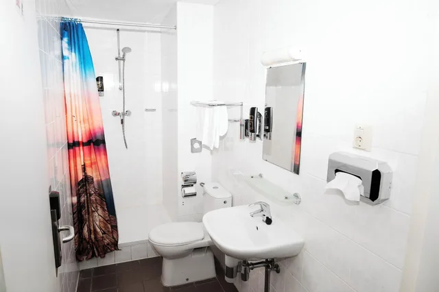 غرفة عائلية رباعية، Amsterdam Teleport Hotel 4/4