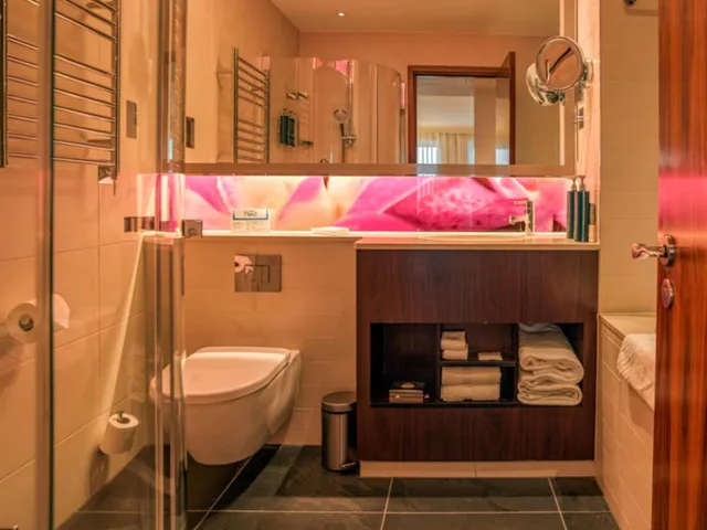 غرفة عائلية بسرير كينج، Hilton London Heathrow Airport Terminal 5 7/9