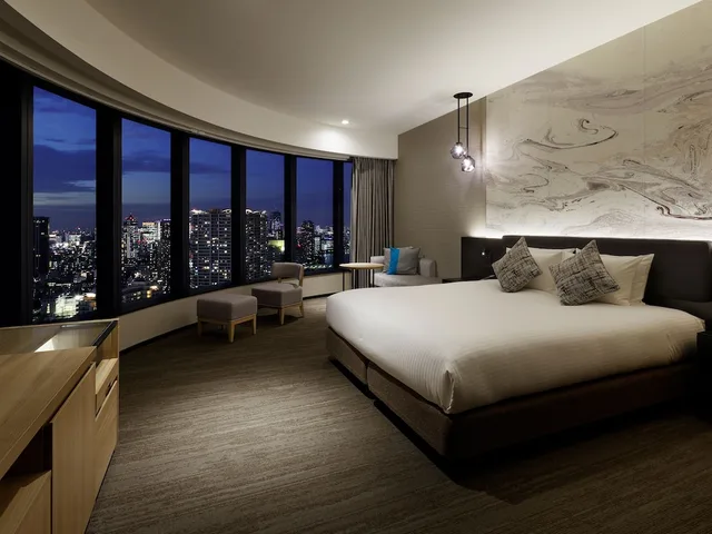 غرفة تنفيذية ركنية بسرير كينج بإطلالة بحوض استحمام، Mitsui Garden Hotel Toyosu Premier 3/8