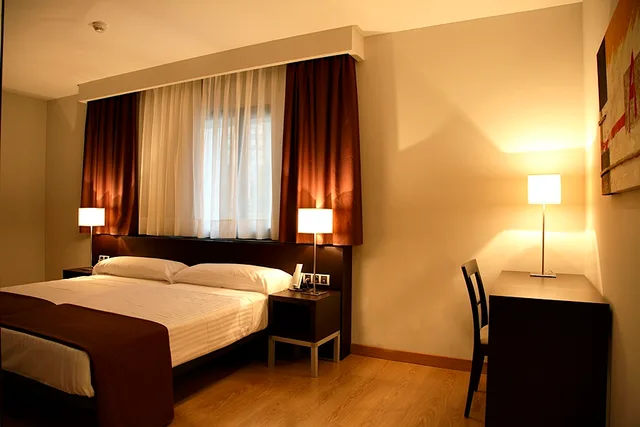 غرفة قياسية بسرير مزدوج، Hotel Plazaola 2/4