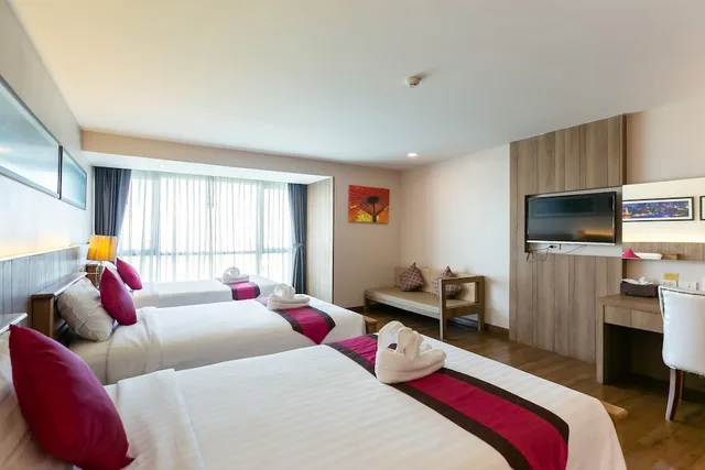 Room, Triple, 3 Beds, Grand Ratchapruek Hotel 2/10