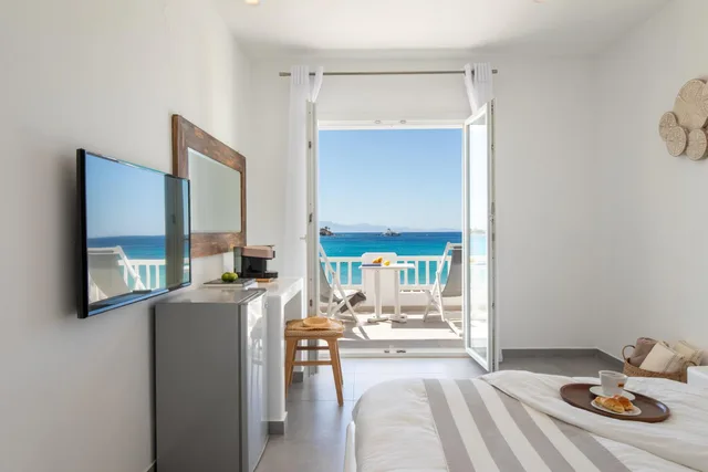 Deluxe, Double Bed, Sea View, Acrogiali Beach Hotel 4/10