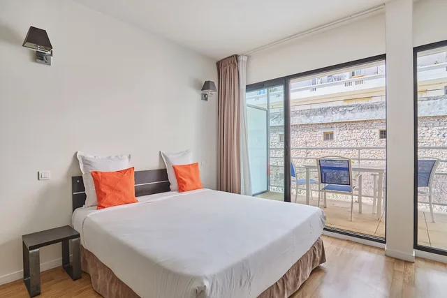 استوديو سوبيريور بسرير مزدوج وسرير فردي بشرفة، Appart'hotel Odalys City Monaco Les Hauts de la Principaute 1/10
