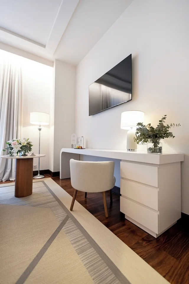 Dreamer, Queen Bed، HOSPES AMERIGO 2/4