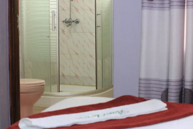 Superior, Double Bed, Garden View, Garden Area، Bankhouse Karen 3/3