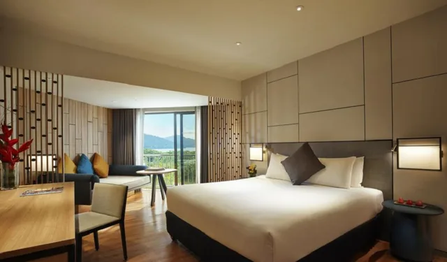 غرفة ديلوكس بسرير مزدوج، Parkroyal Penang Resort 1/2