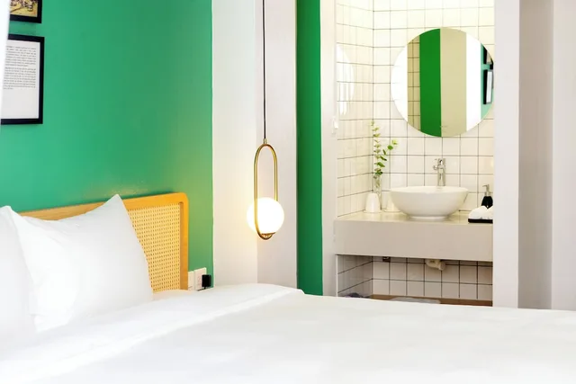 غرفة تنفيذية بسرير كينج بشرفة، Wilque Hotel Hanoi 9/10